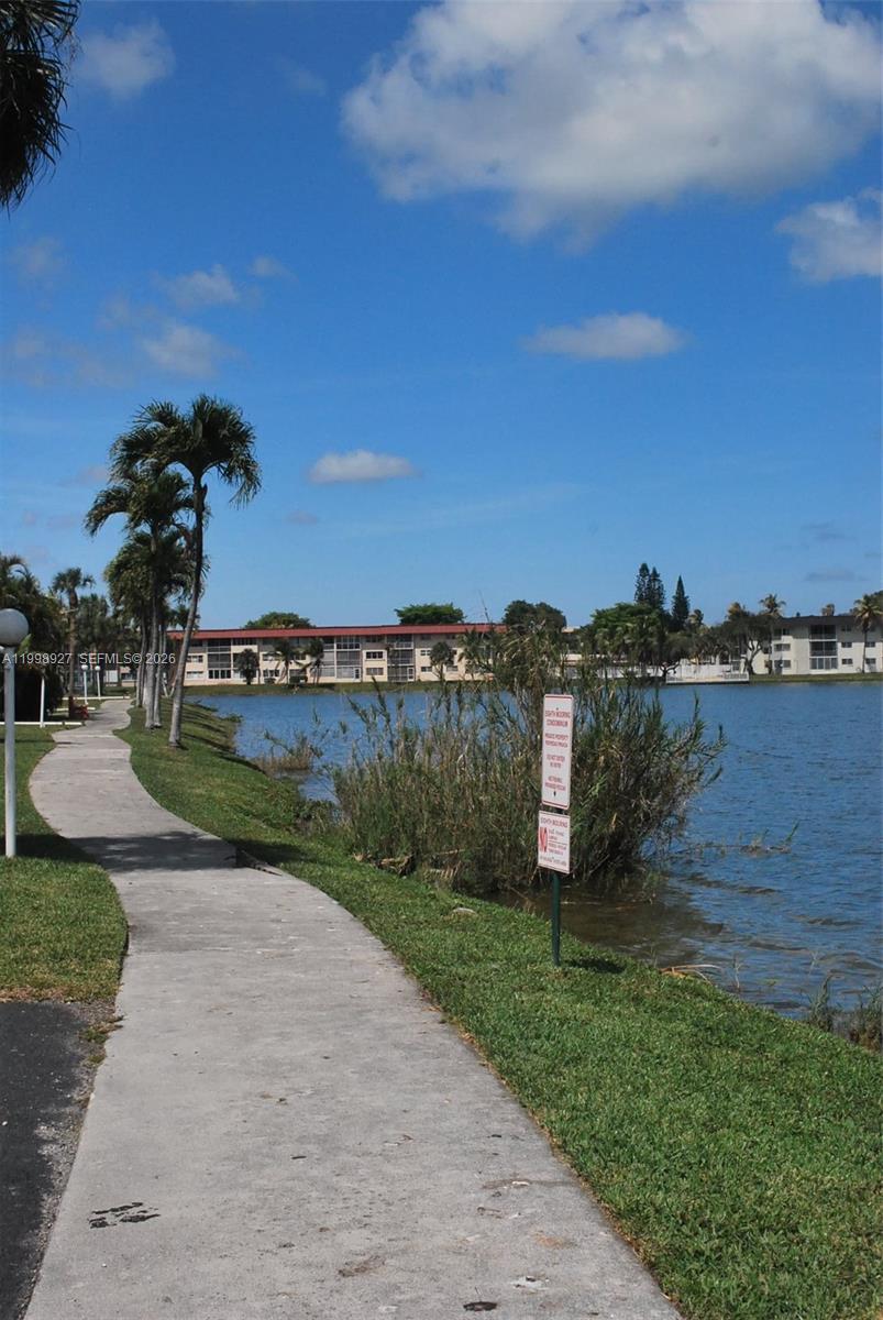 EIGHTH MOORINGS CONDO - Residential