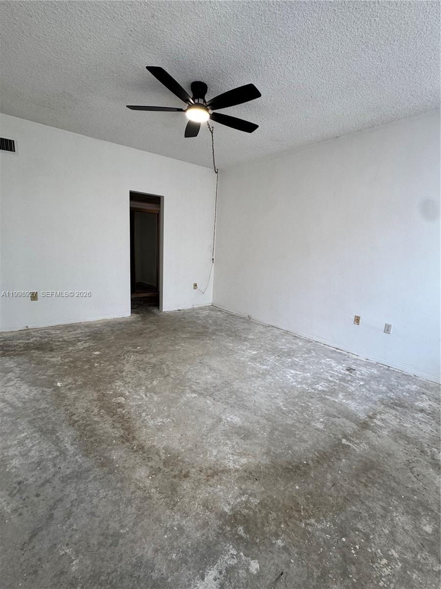 EIGHTH MOORINGS CONDO - Residential