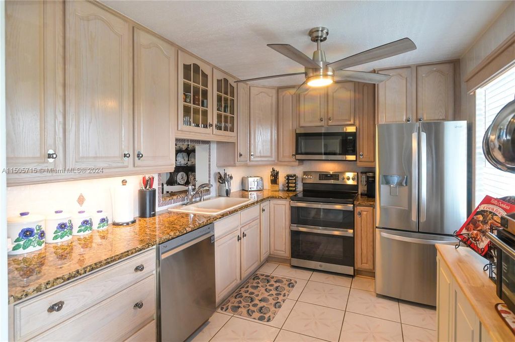 Photo of 190 SE 5th Ave #407, Dania Beach, FL 33004 (MLS # A11505715)