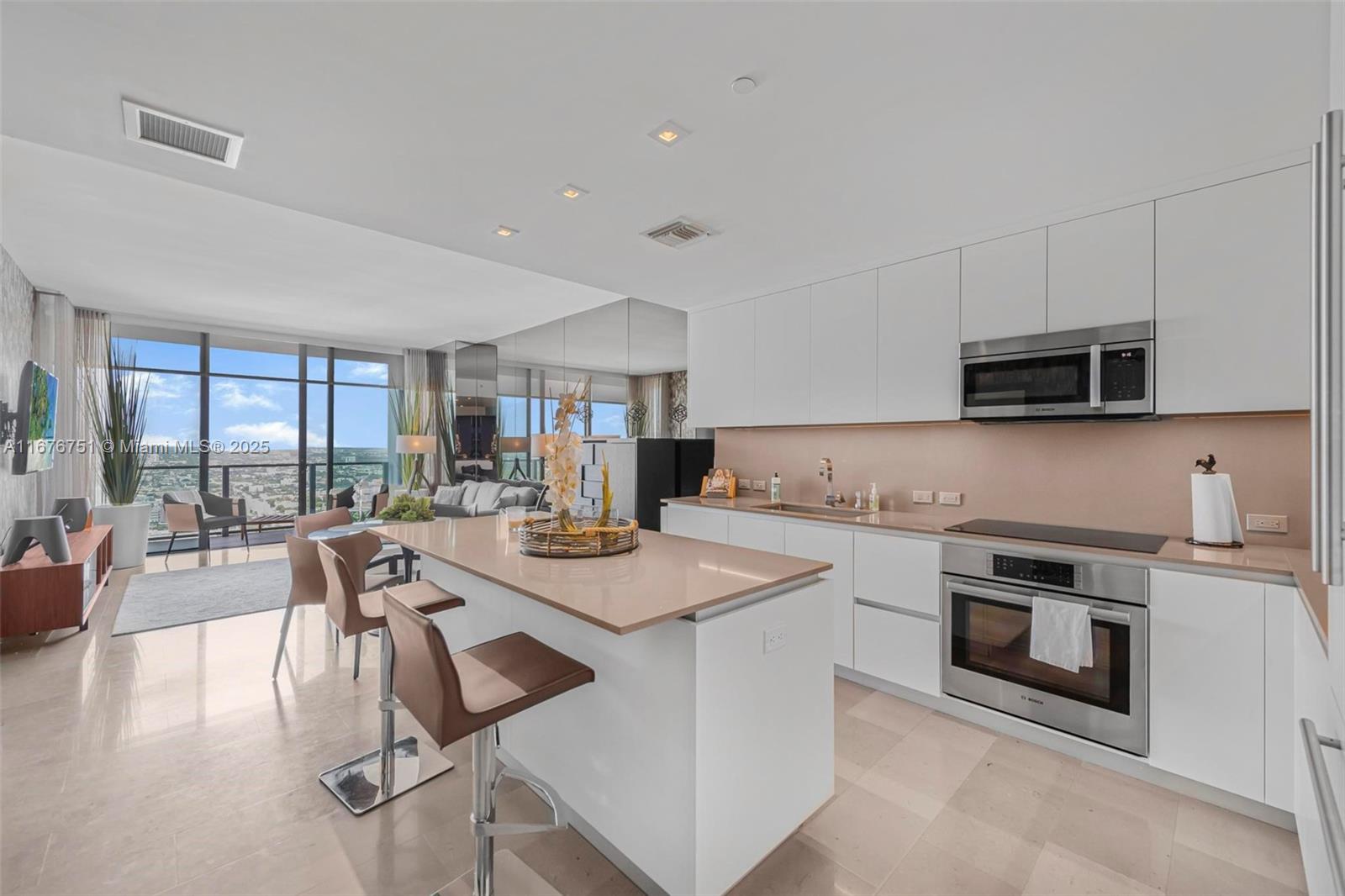 RISE CONDO - Residential