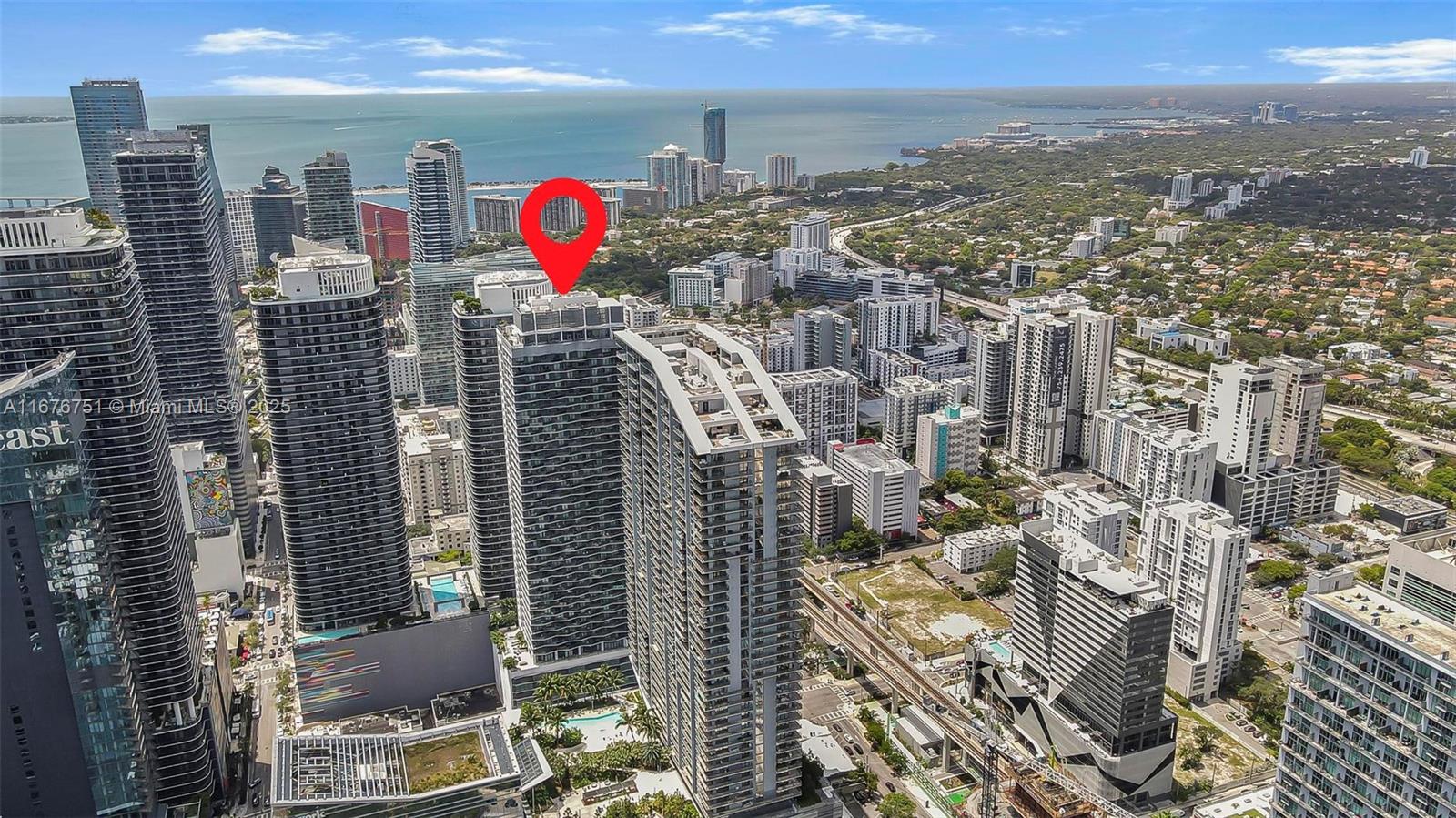 88 SW 7th St 3806