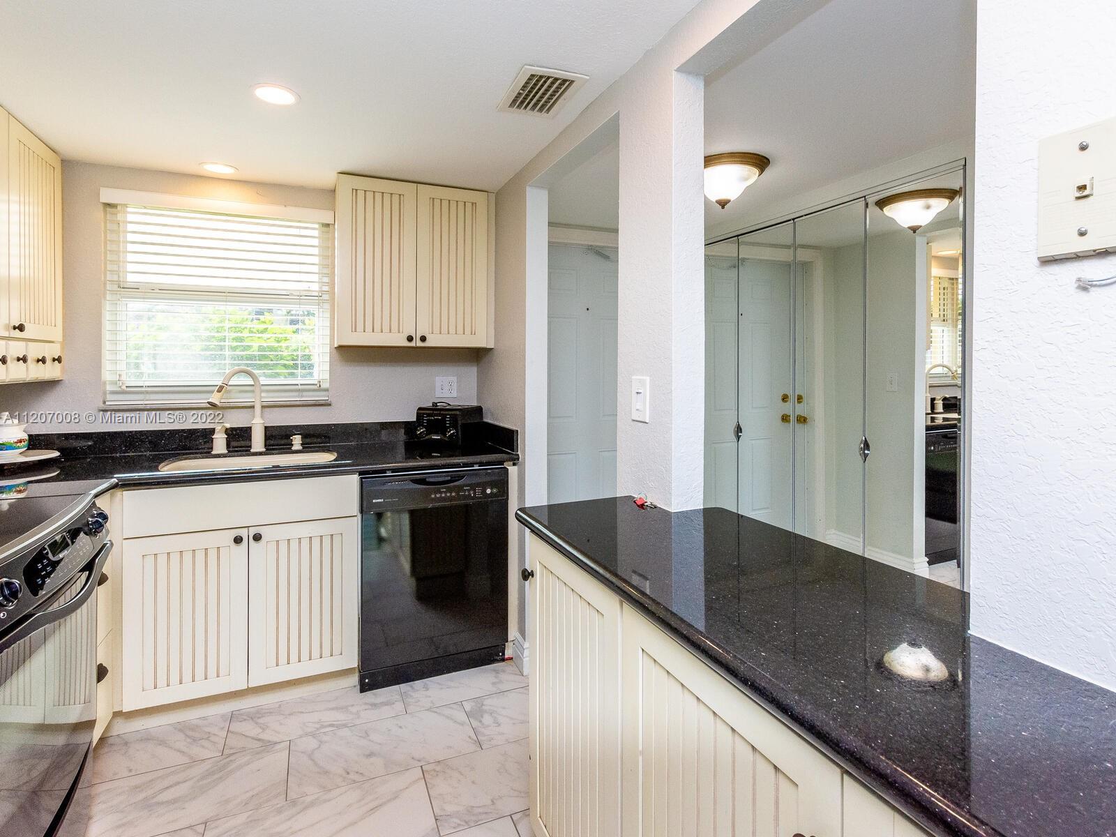 SUNRISE LAKES 65 - Residential