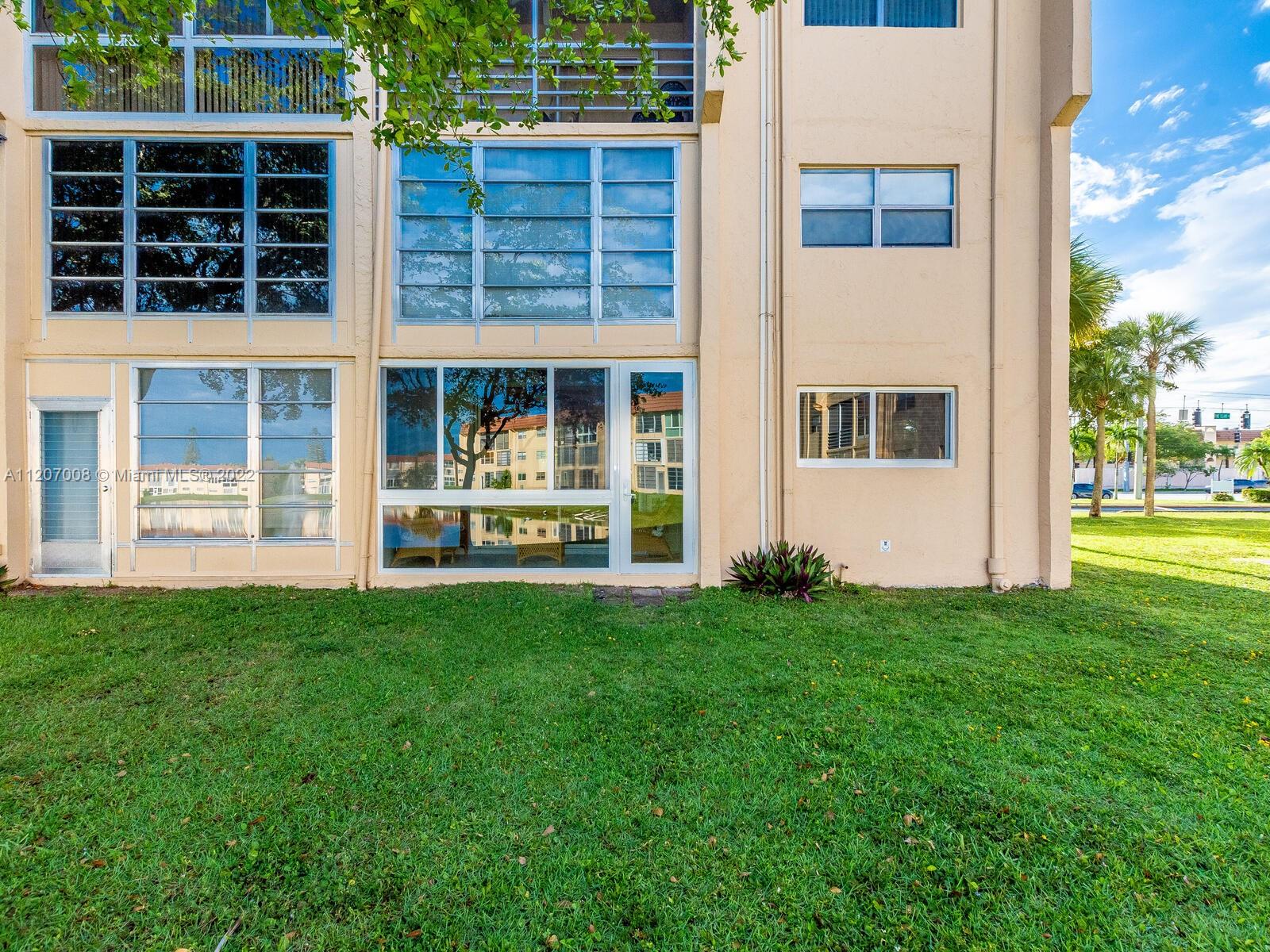 SUNRISE LAKES 65 - Residential