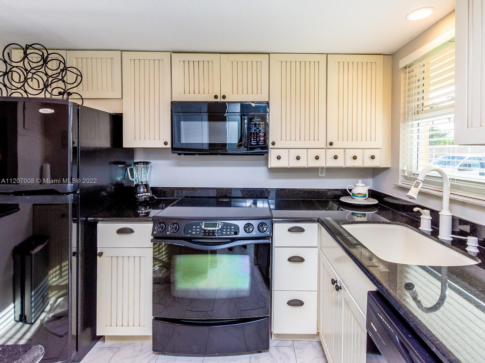 SUNRISE LAKES 65 - Residential