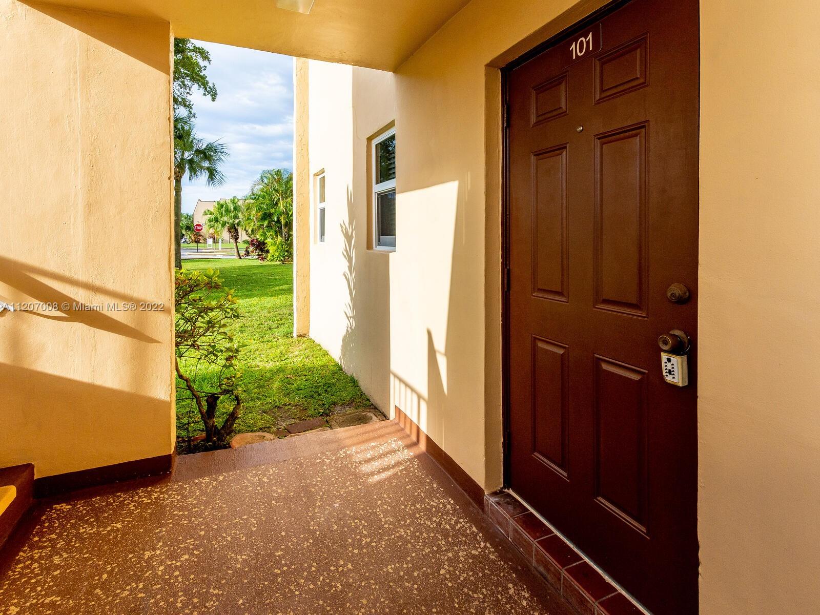 SUNRISE LAKES 65 - Residential