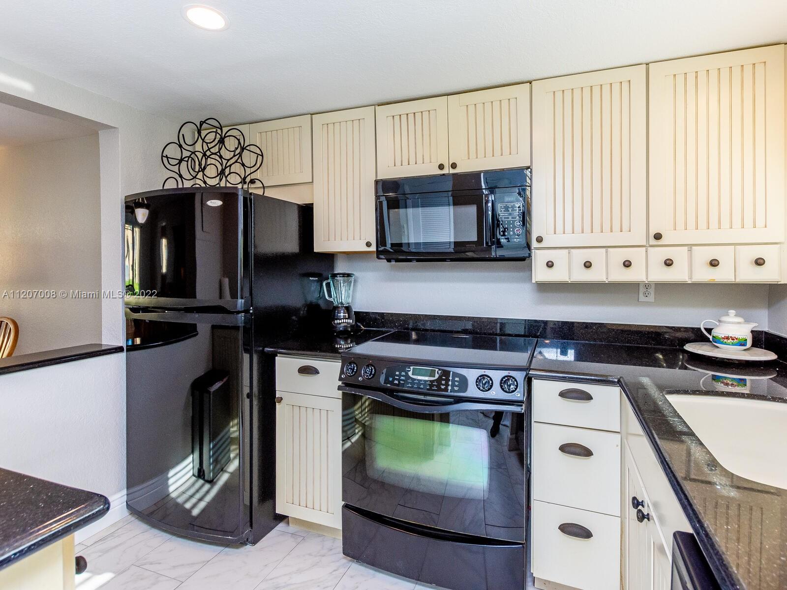 SUNRISE LAKES 65 - Residential