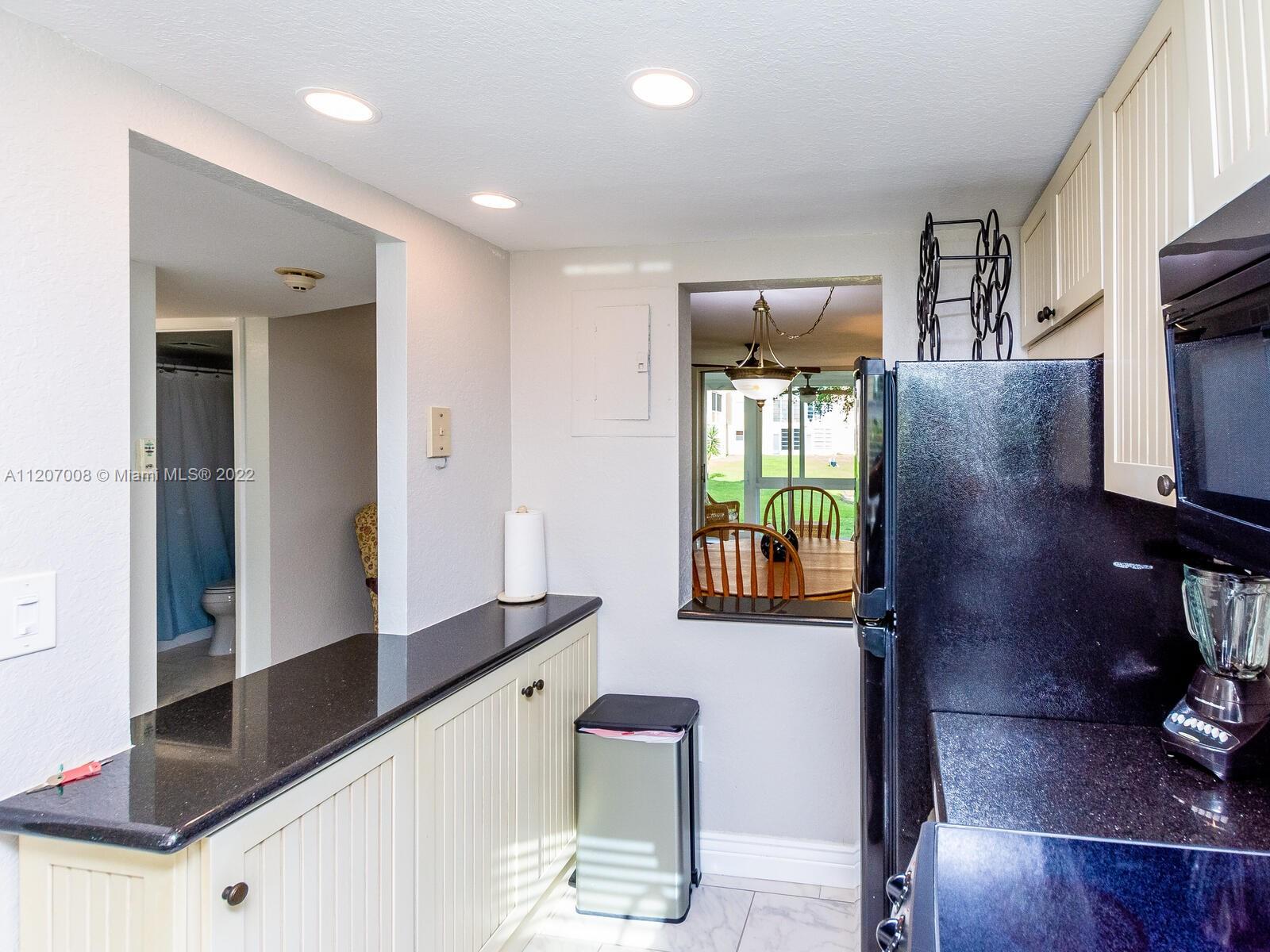 SUNRISE LAKES 65 - Residential