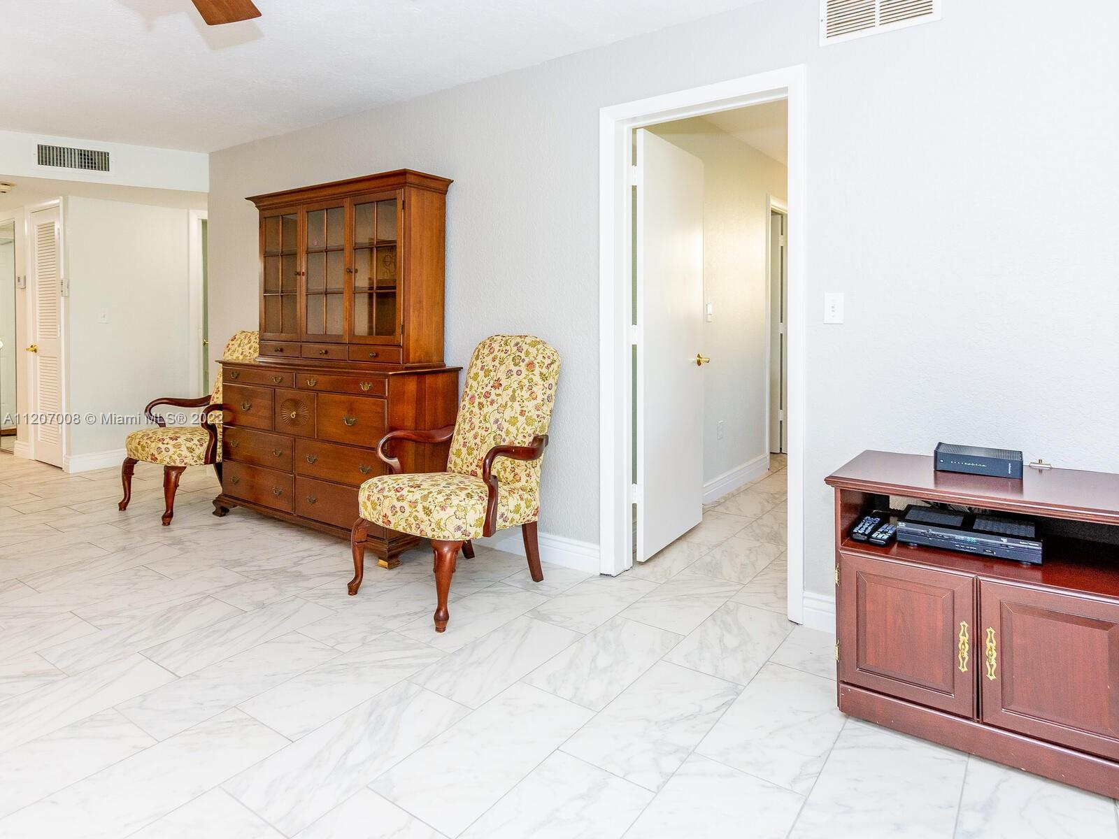 SUNRISE LAKES 65 - Residential