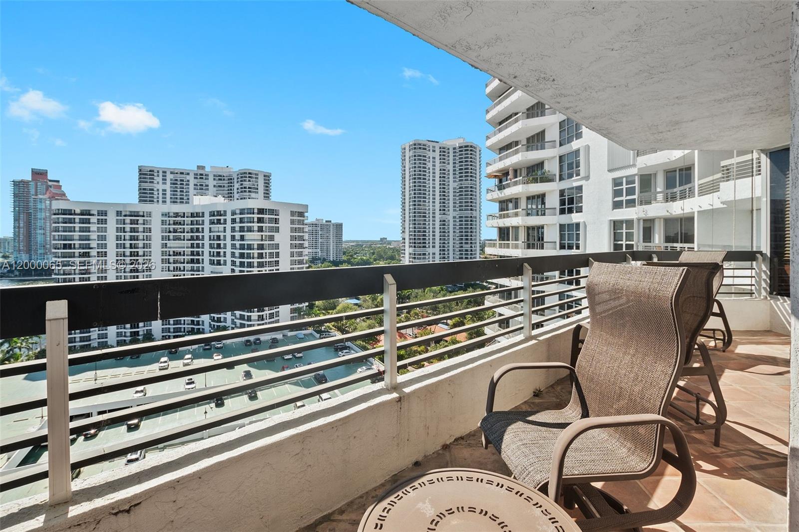 MYSTIC POINTE CONDO NO TH - Residential