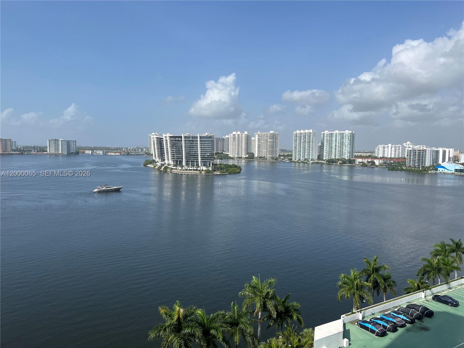 MYSTIC POINTE CONDO NO TH - Residential