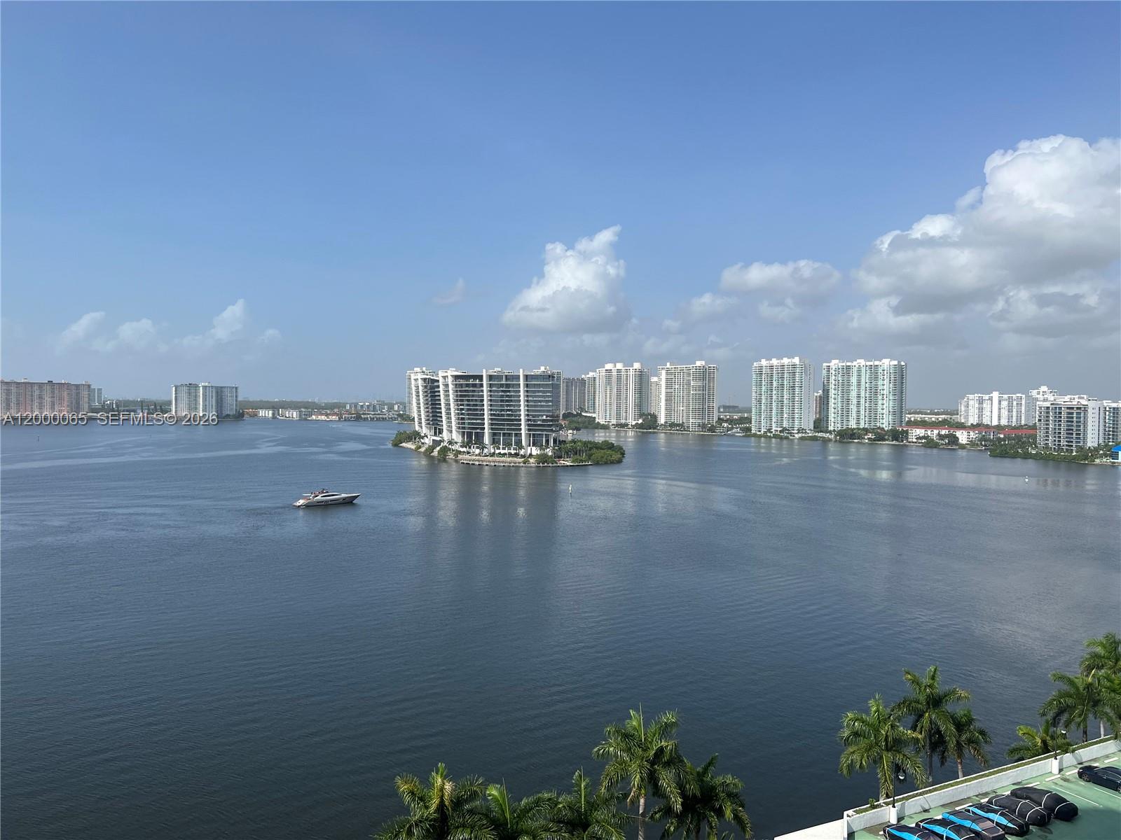 MYSTIC POINTE CONDO NO TH - Residential