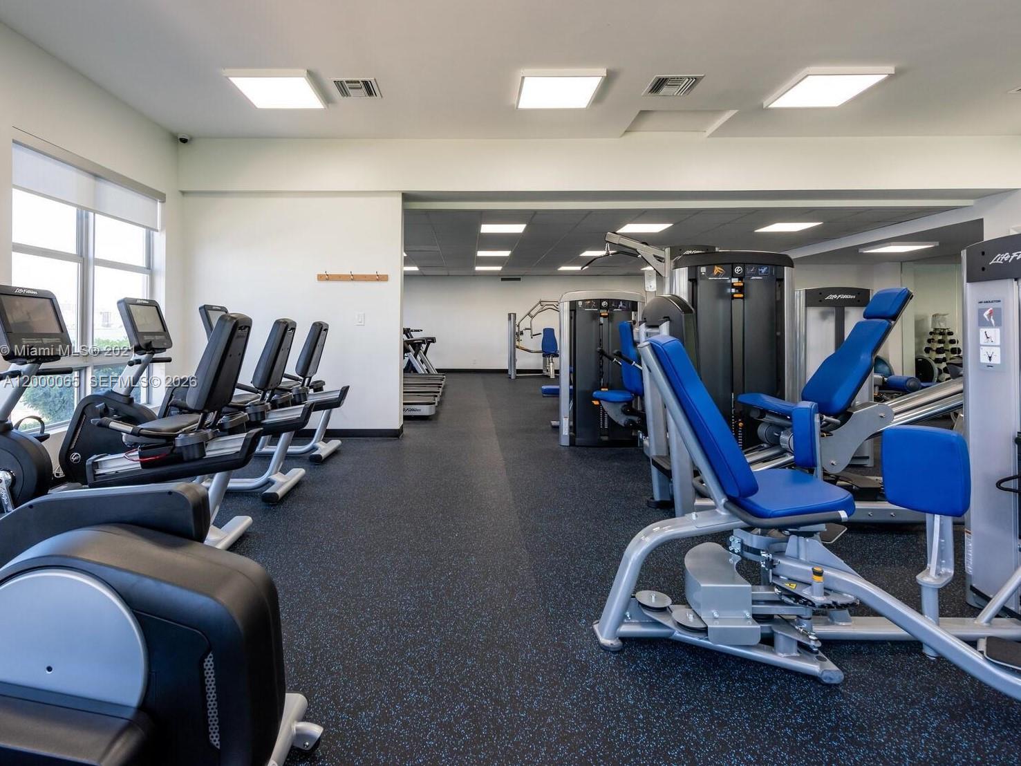 MYSTIC POINTE CONDO NO TH - Residential