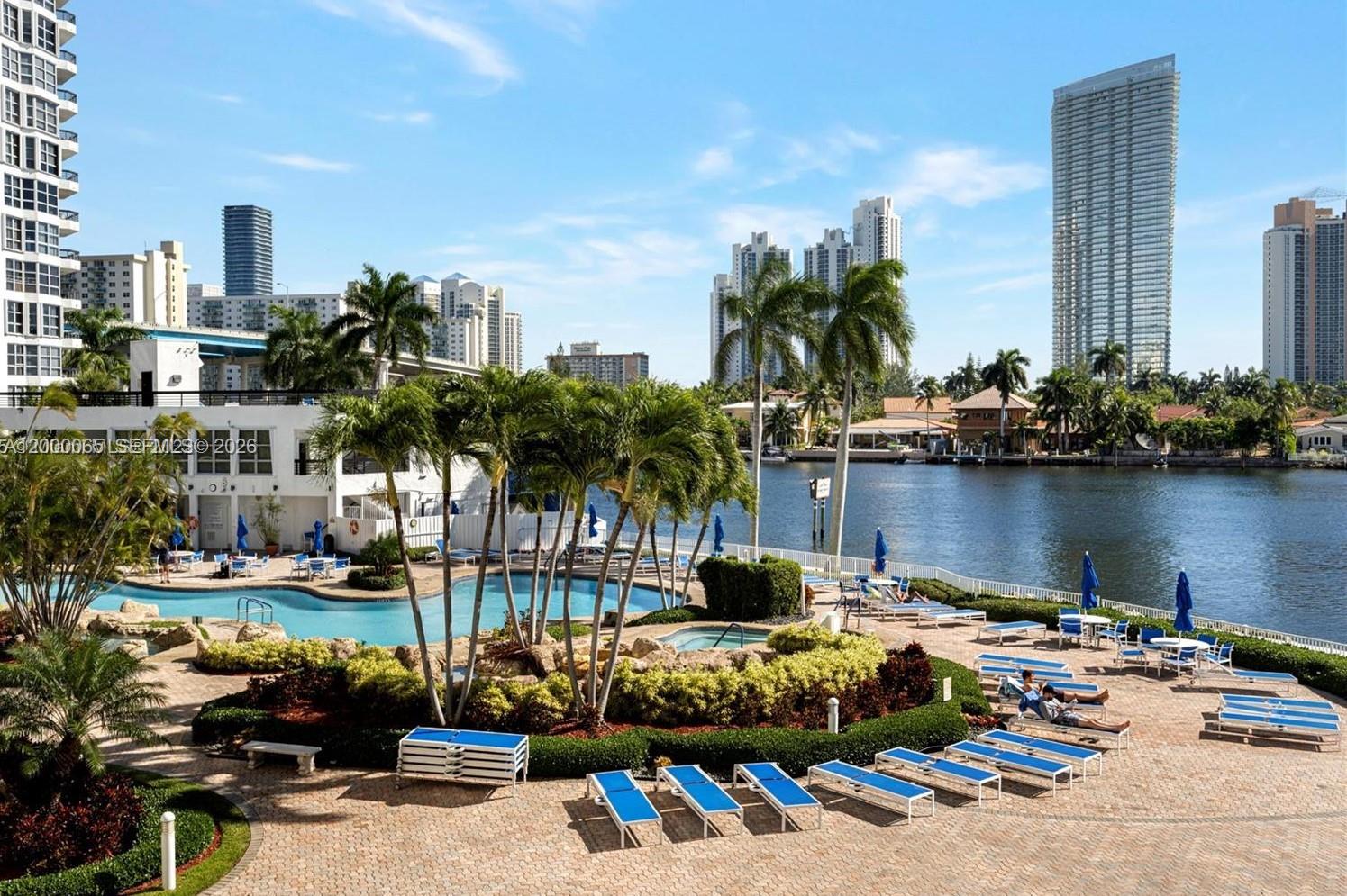 MYSTIC POINTE CONDO NO TH - Residential