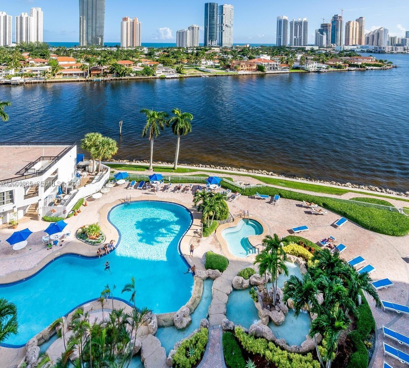 MYSTIC POINTE CONDO NO TH - Residential