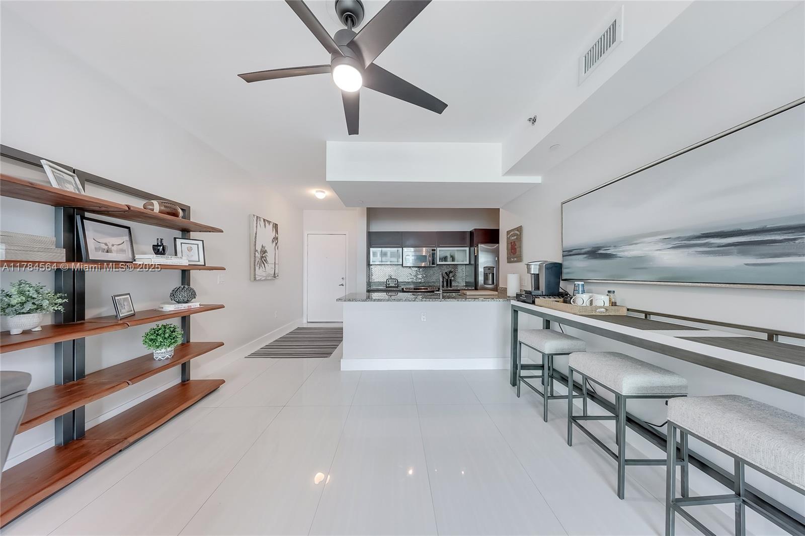 THE PLAZA 901 BRICKELL CO - Residential