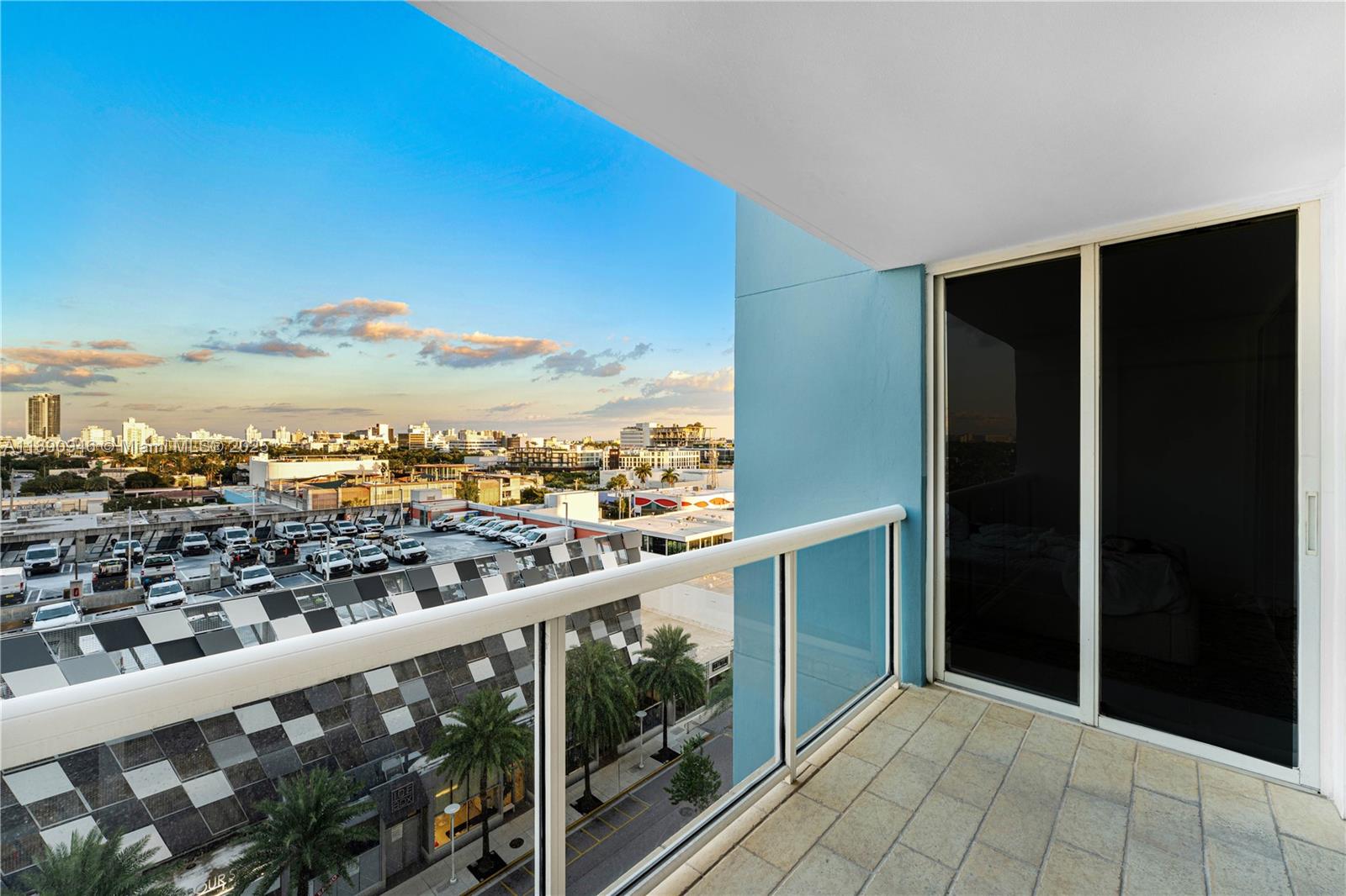 SUNSET HARBOUR SOUTH COND - Residential Lease