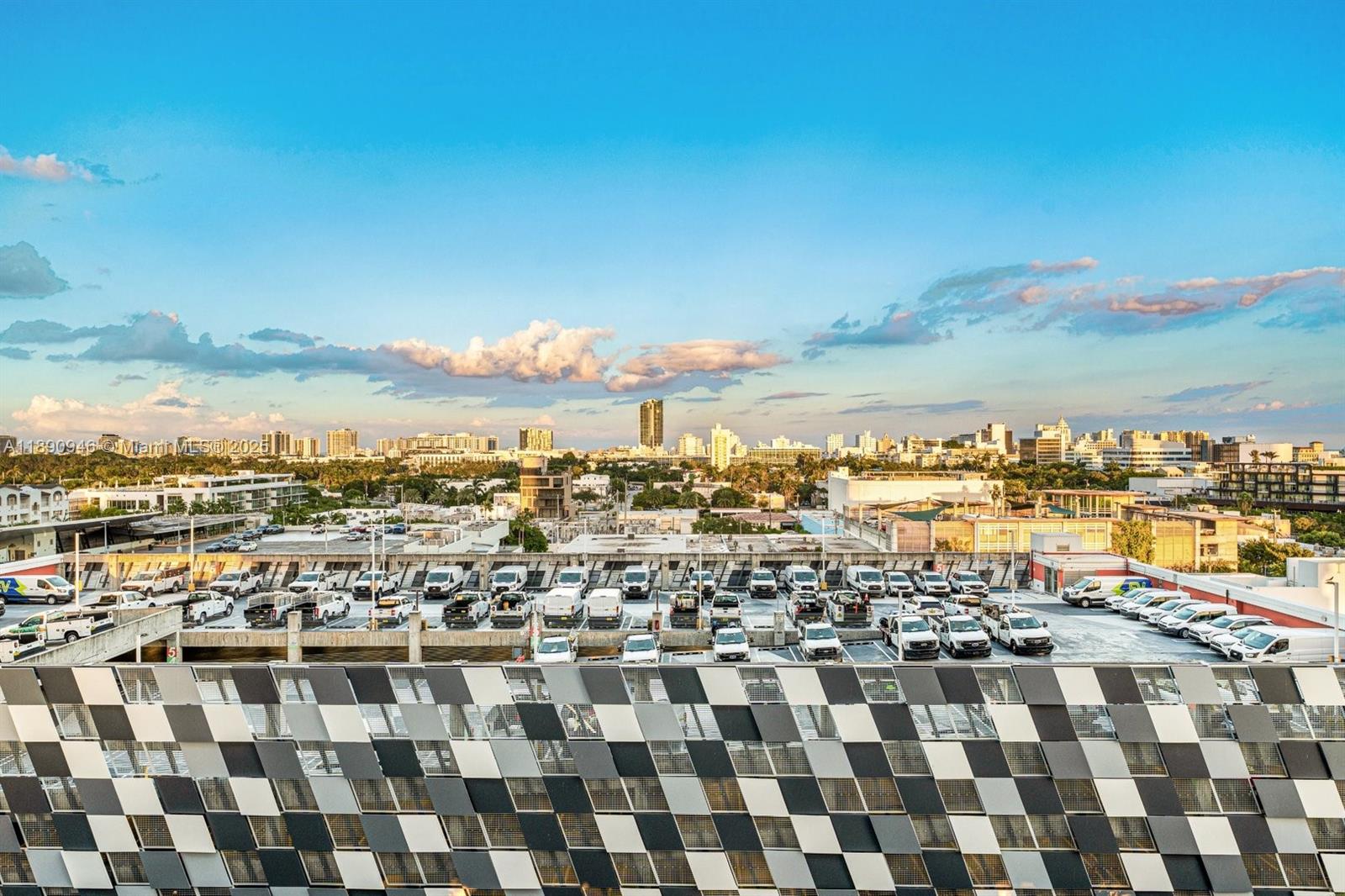 SUNSET HARBOUR SOUTH COND - Residential Lease
