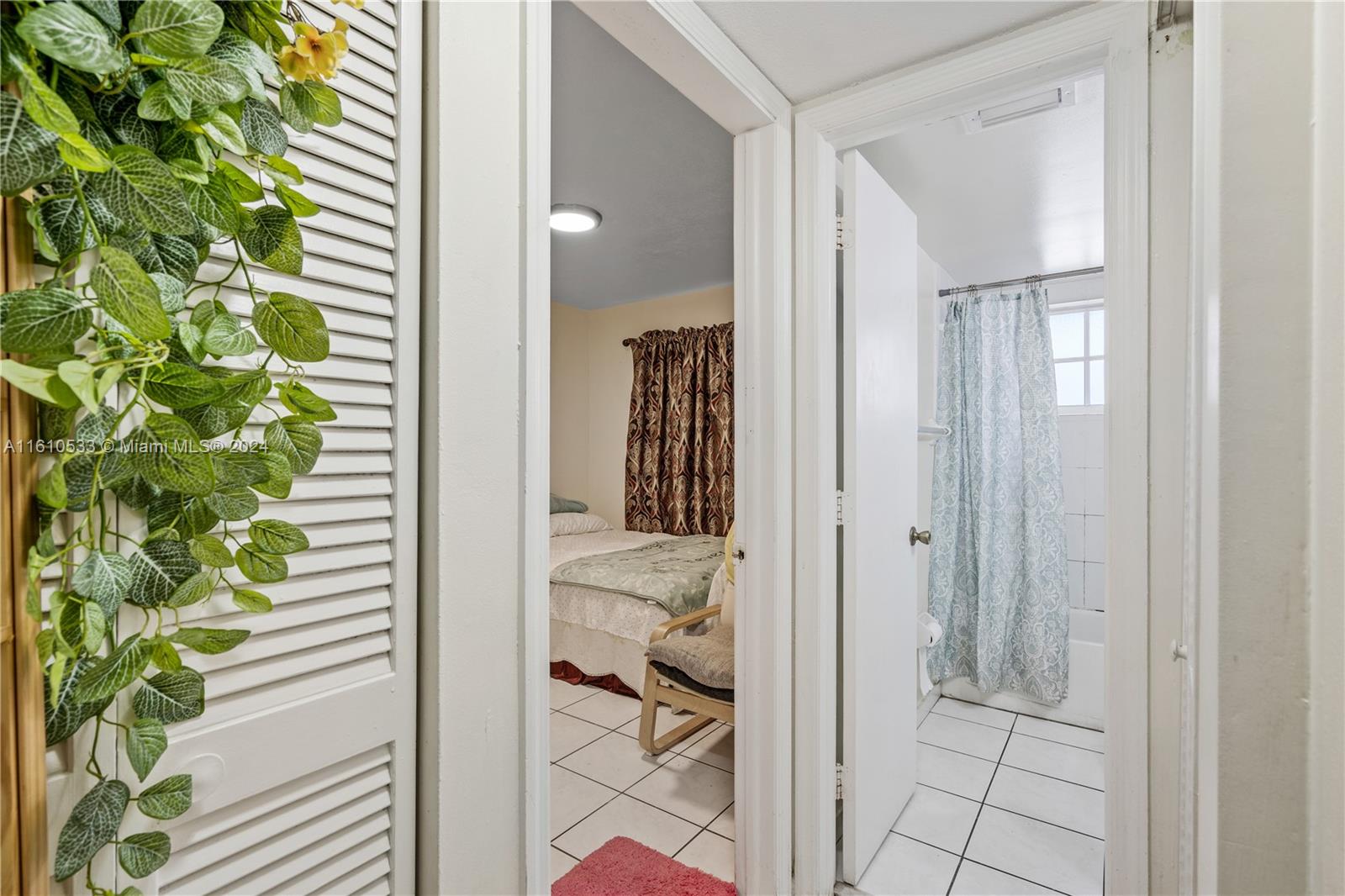 EAST VISTA CONDO - Residential