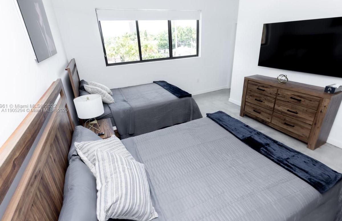 BAYWOOD - Residential Lease