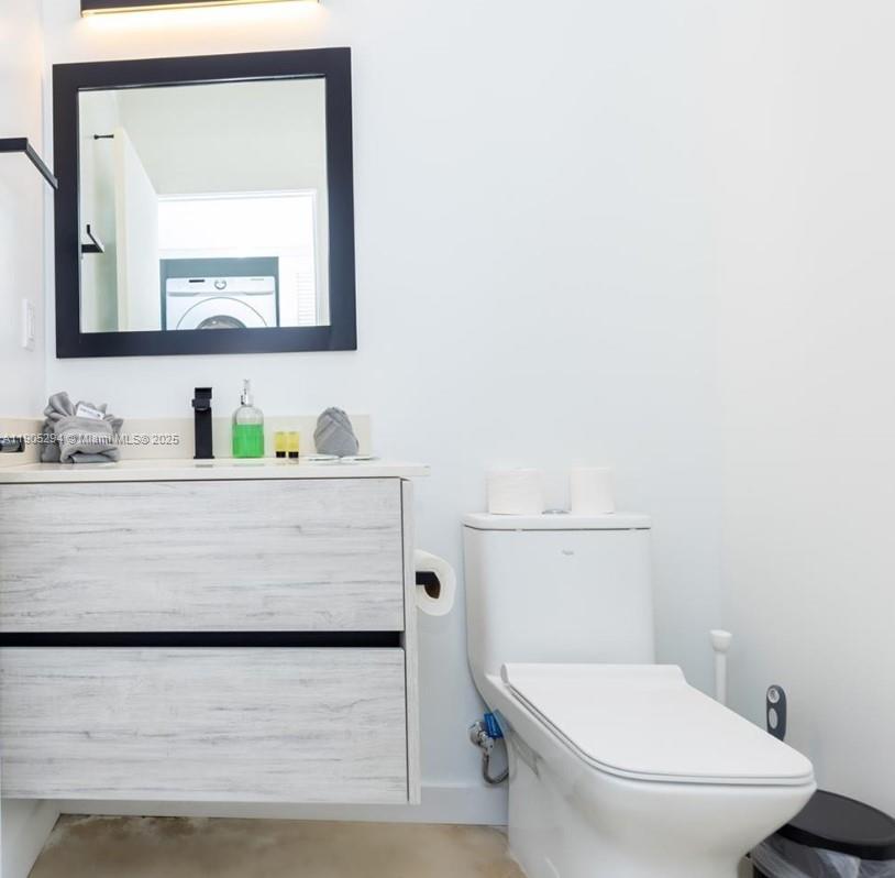 BAYWOOD - Residential Lease