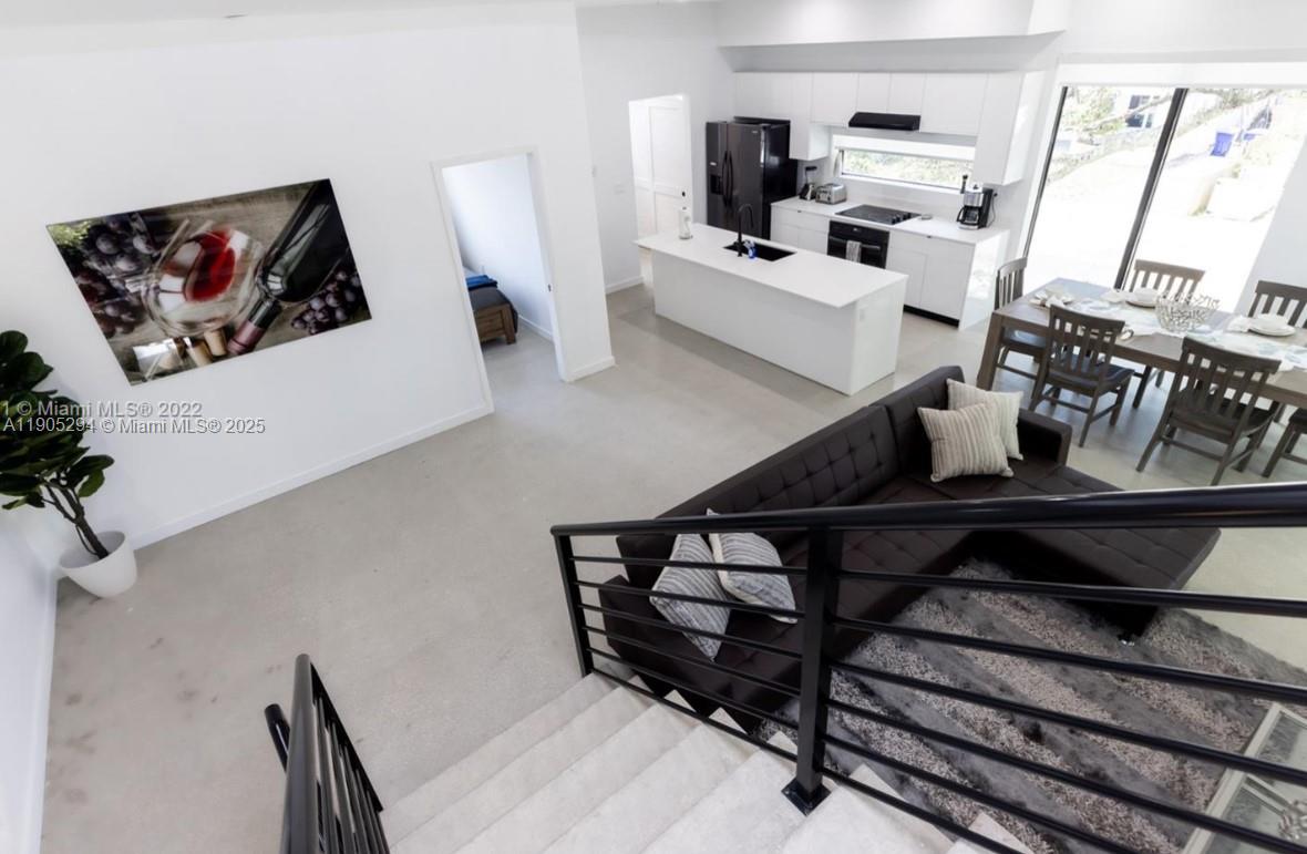 BAYWOOD - Residential Lease