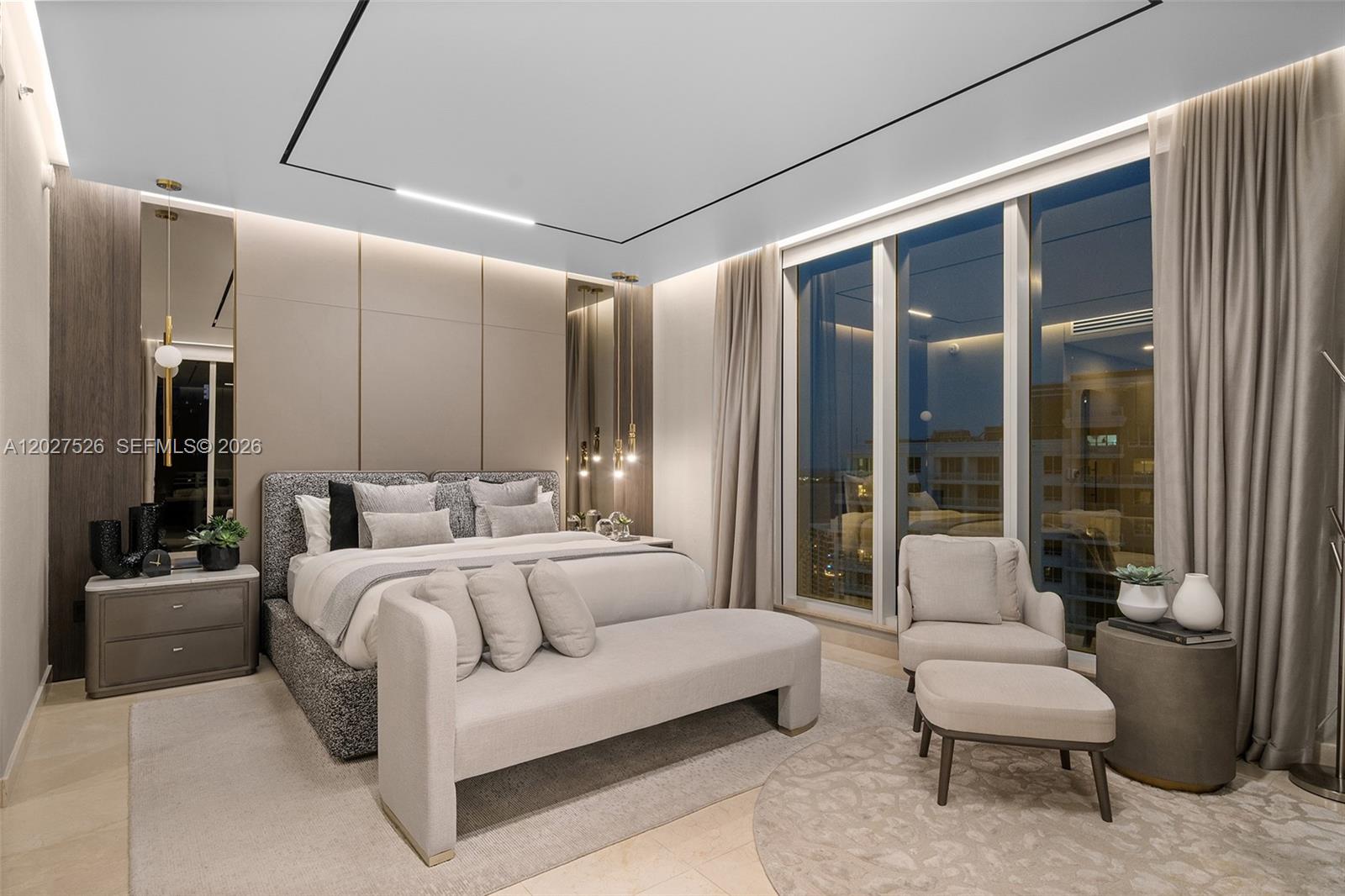 CARBONELL CONDO - Residential