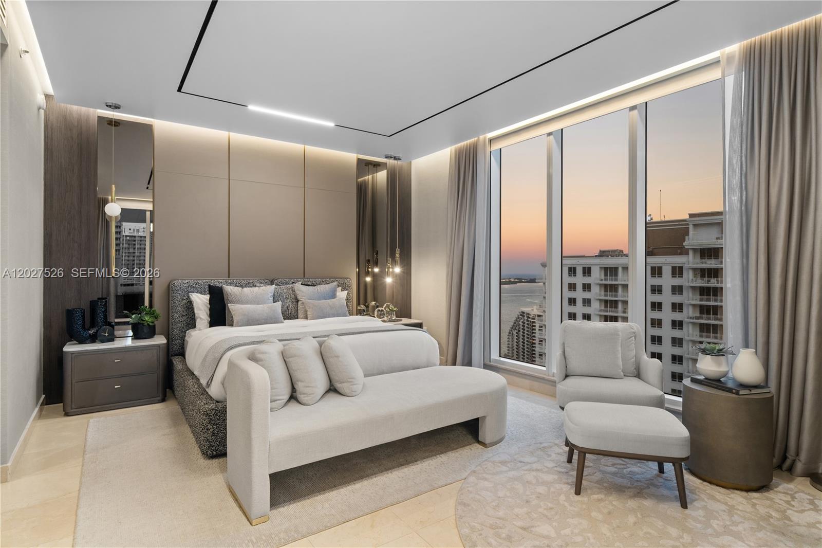 CARBONELL CONDO - Residential