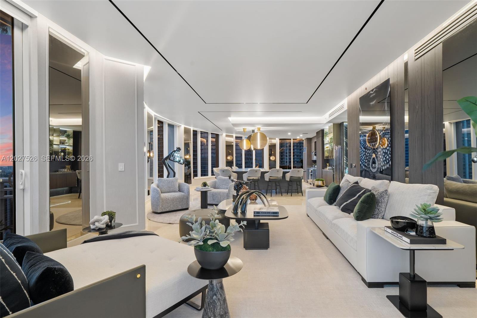 CARBONELL CONDO - Residential