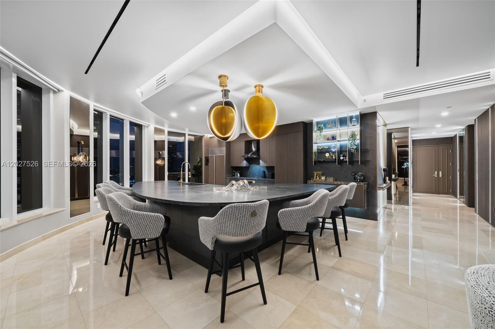 CARBONELL CONDO - Residential