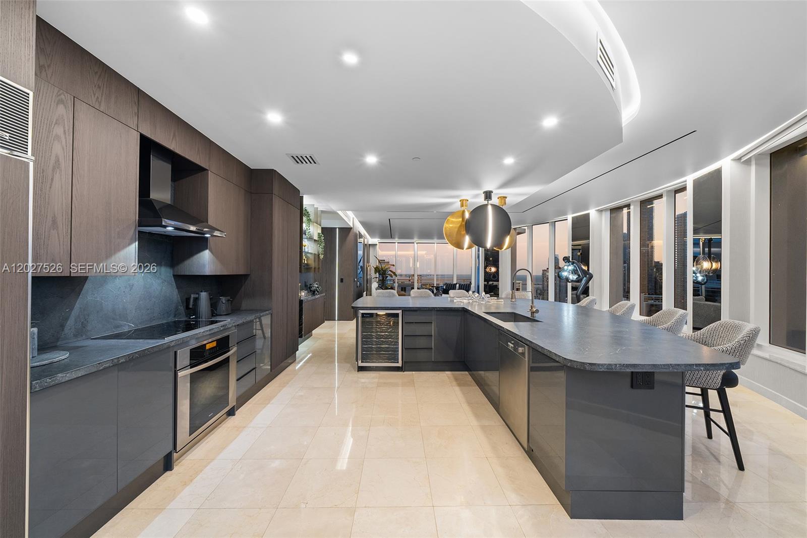 CARBONELL CONDO - Residential