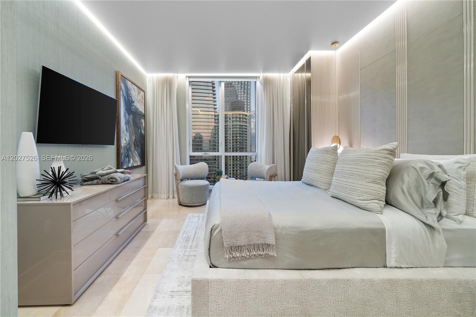 CARBONELL CONDO - Residential
