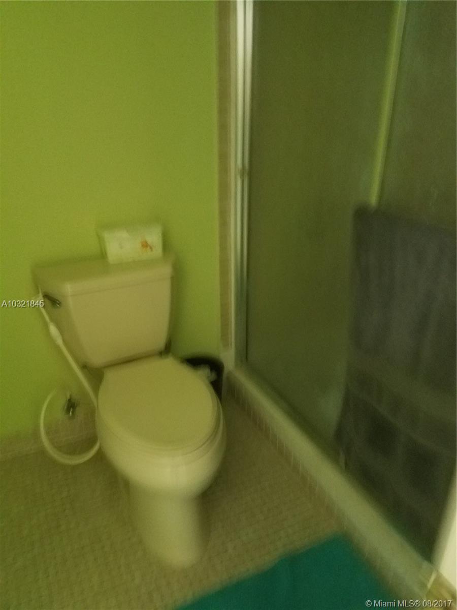 GOLFVIEW CLUB FONTAINEBLE - Residential Lease