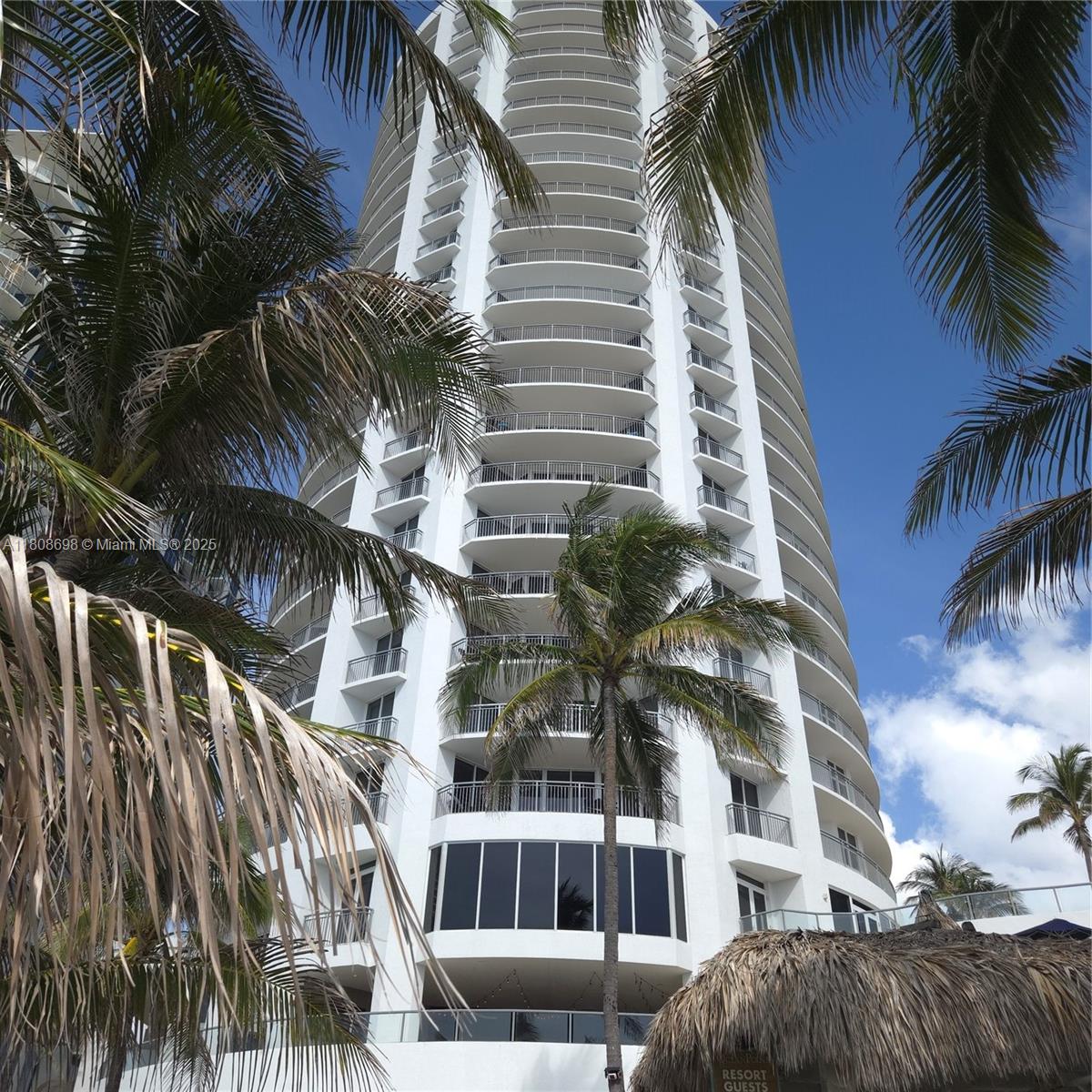 17375 Collins Ave 1101