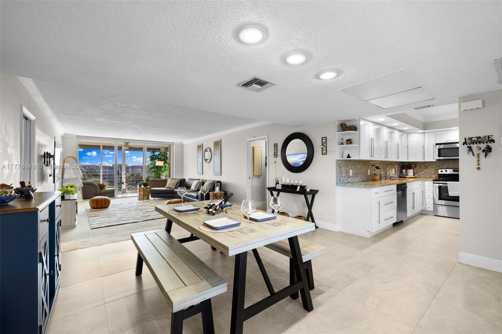 Property for Sale at 3850 E Oaks Clubhouse Dr 504, Pompano Beach, Broward County, Florida - Bedrooms: 3 
Bathrooms: 2  - $304,000