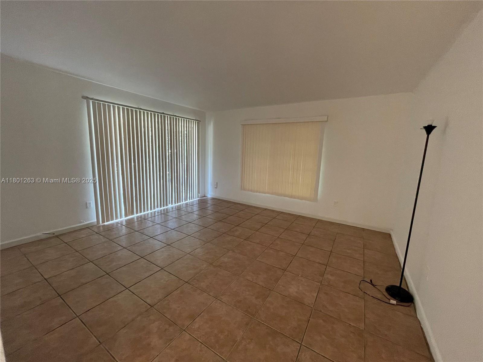 BAYSHORE TREASURE CONDO - Residential