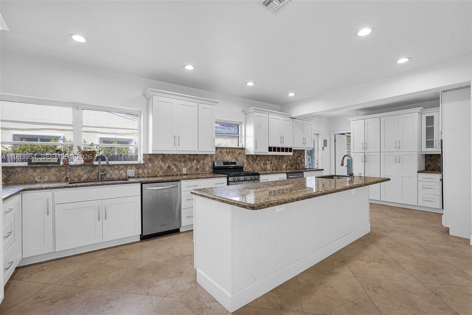 NAUTILUS ADDN - Residential