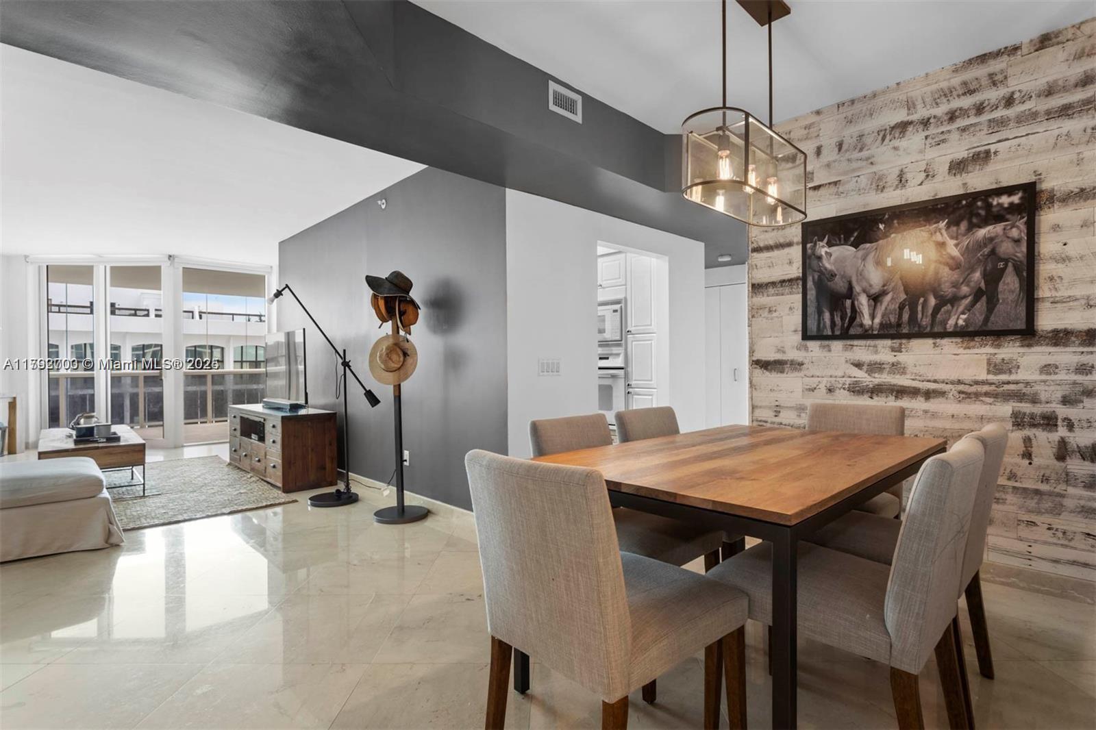 4779 Collins Ave 1908
