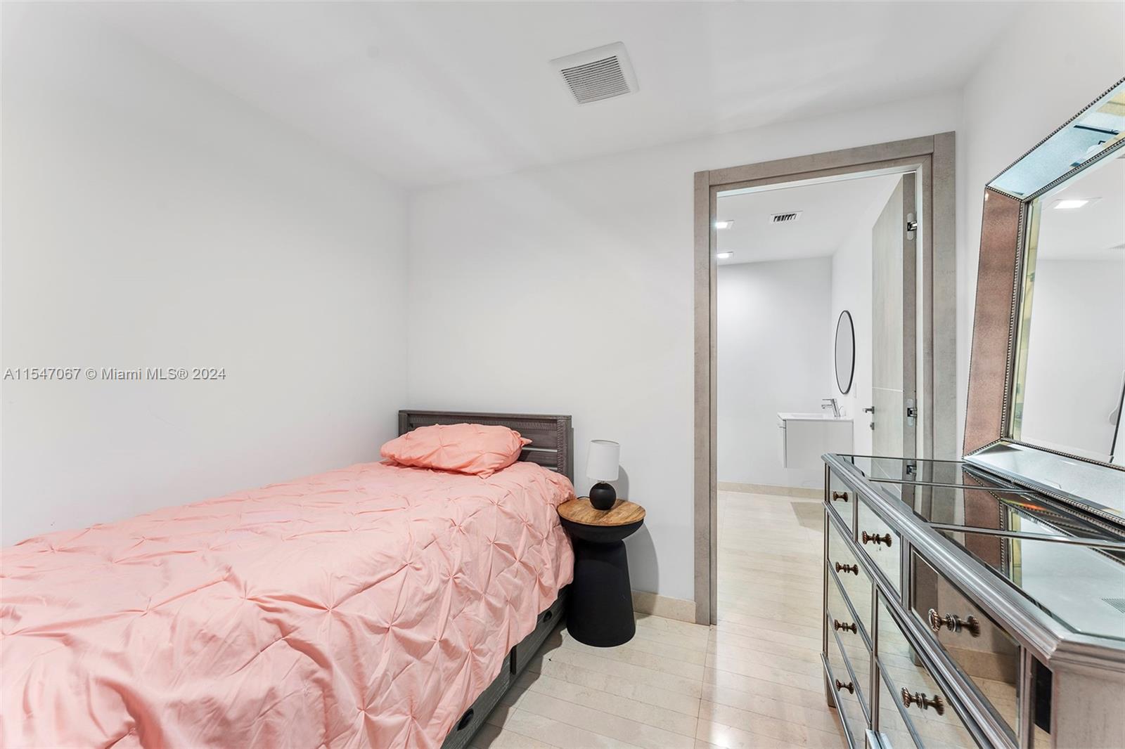 MARINA PALMS RESIDENCES S - Residential Lease