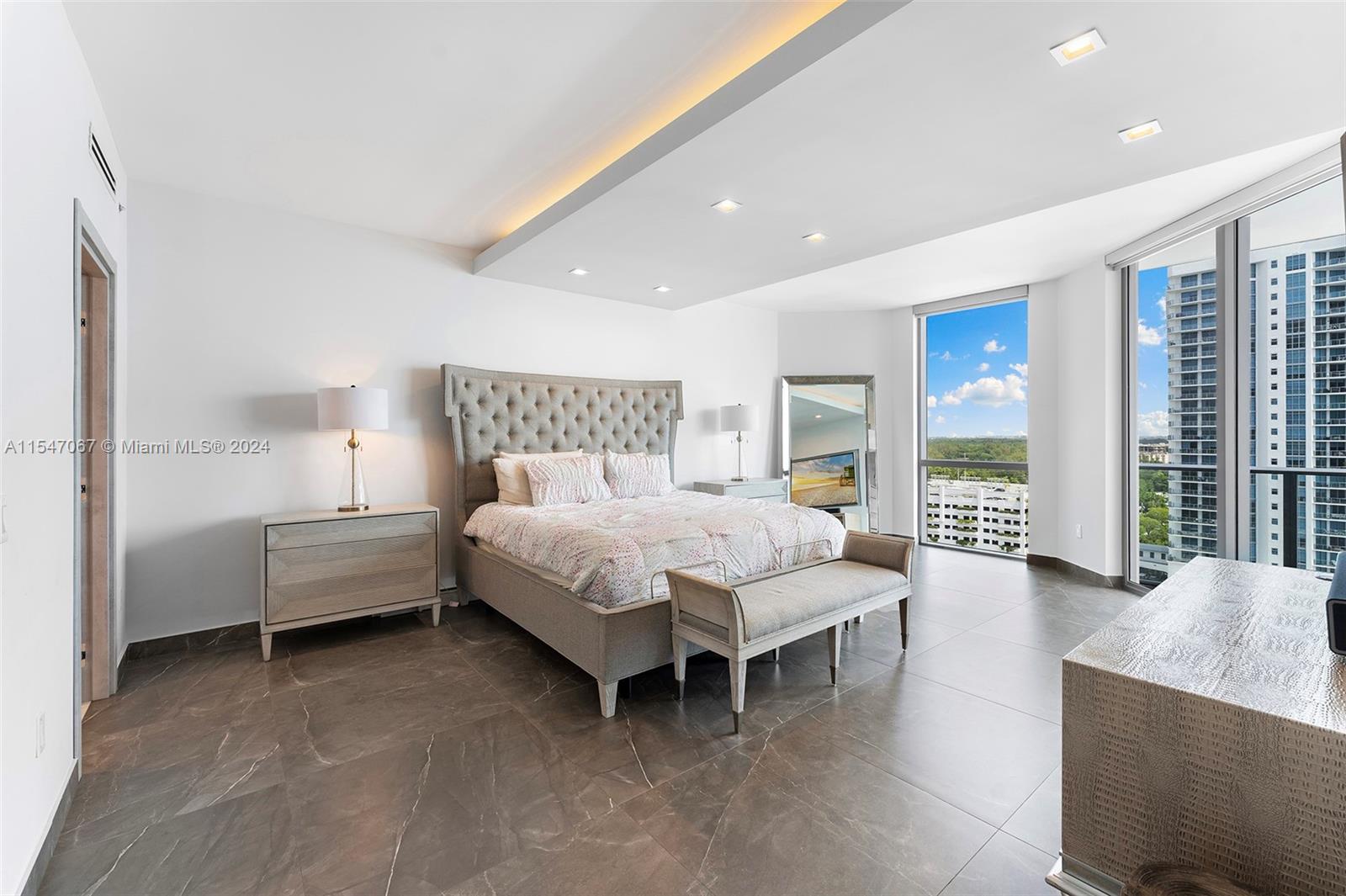 MARINA PALMS RESIDENCES S - Residential Lease