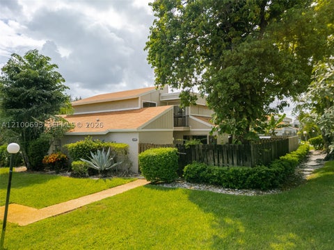 Photo of 13298 NW 6th Ct, Plantation, FL 33325 (MLS # A12100693)