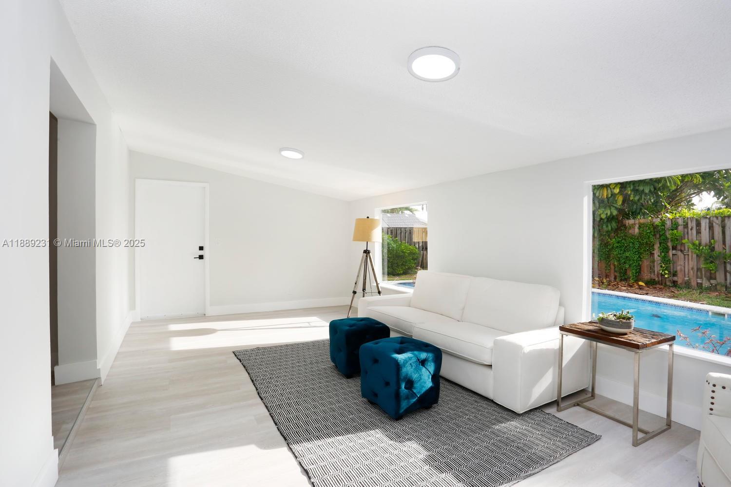 CORAL RIDGE ISLES - Residential Lease