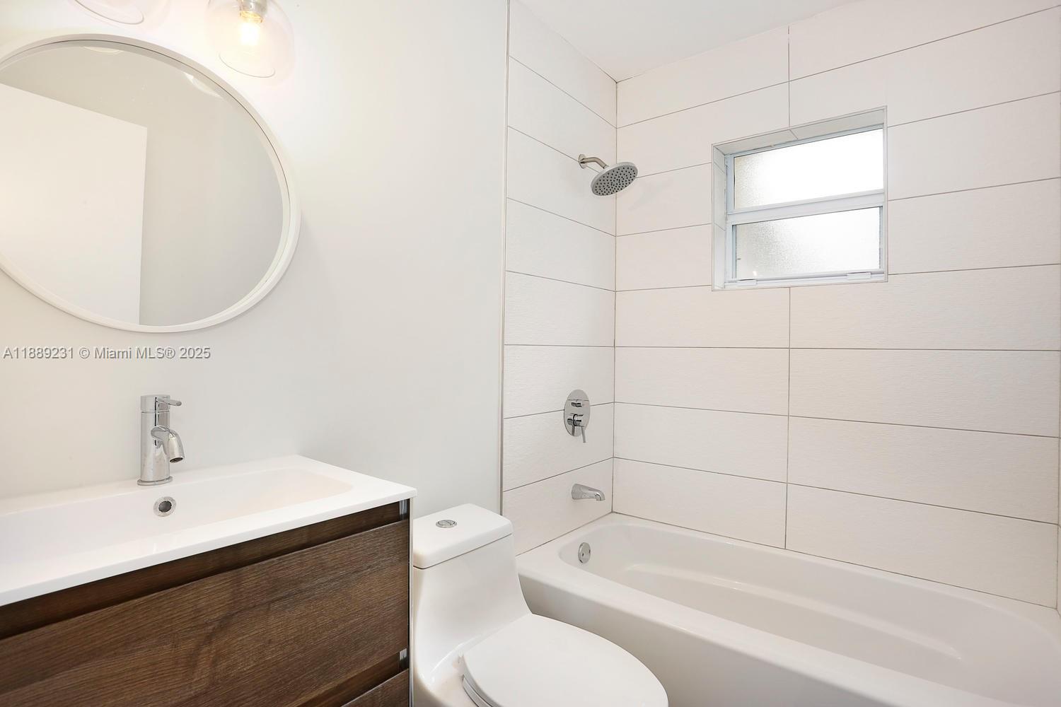 CORAL RIDGE ISLES - Residential Lease
