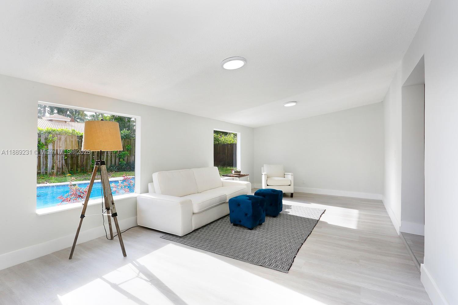 CORAL RIDGE ISLES - Residential Lease
