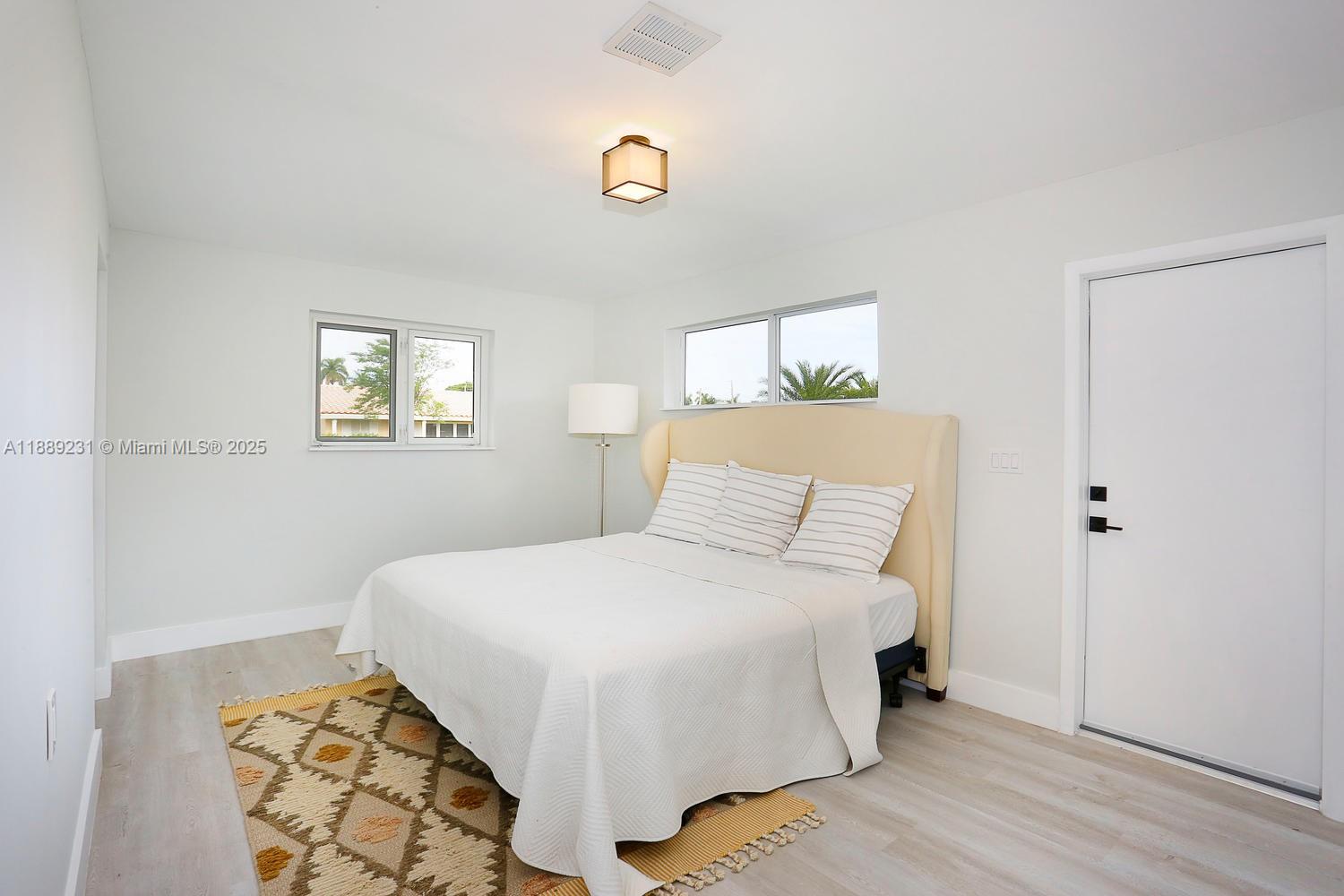 CORAL RIDGE ISLES - Residential Lease
