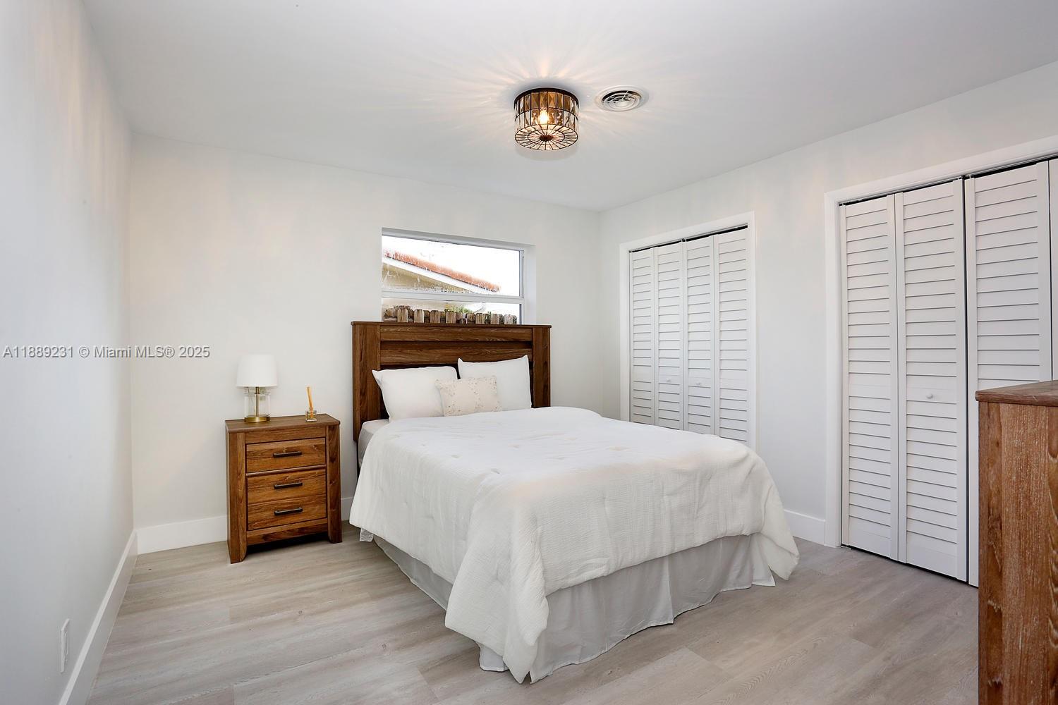 CORAL RIDGE ISLES - Residential Lease