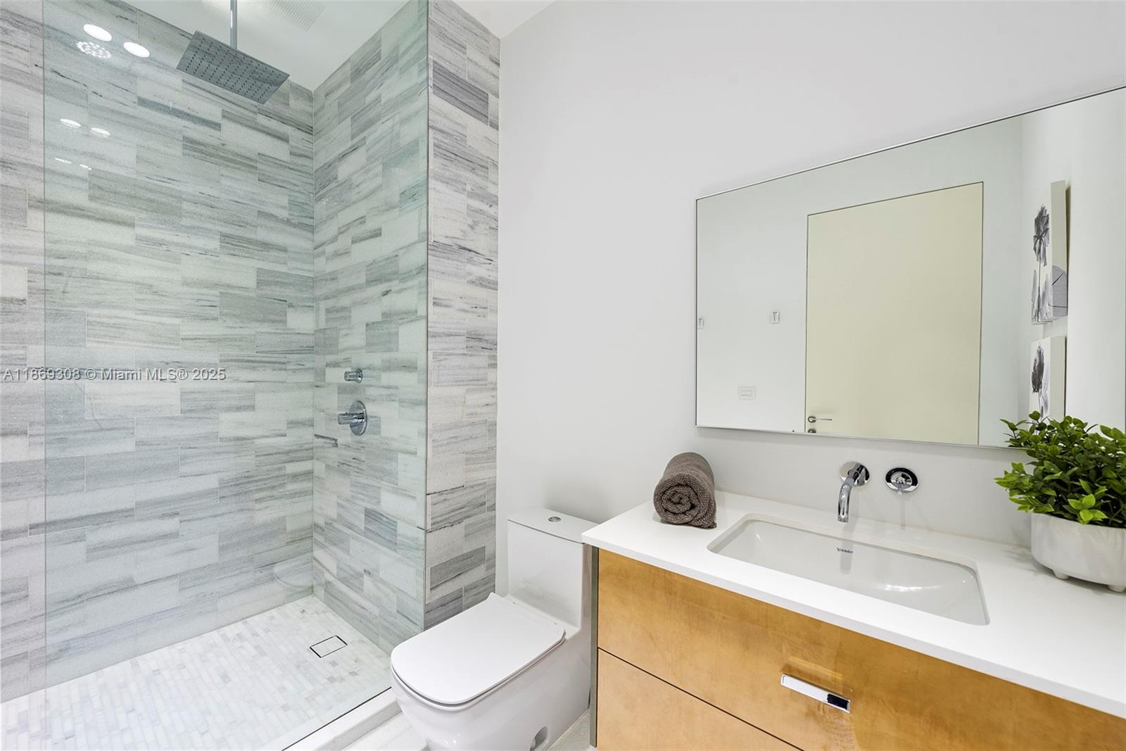 FLAGLER GROVES ESTATES SE - Residential Lease