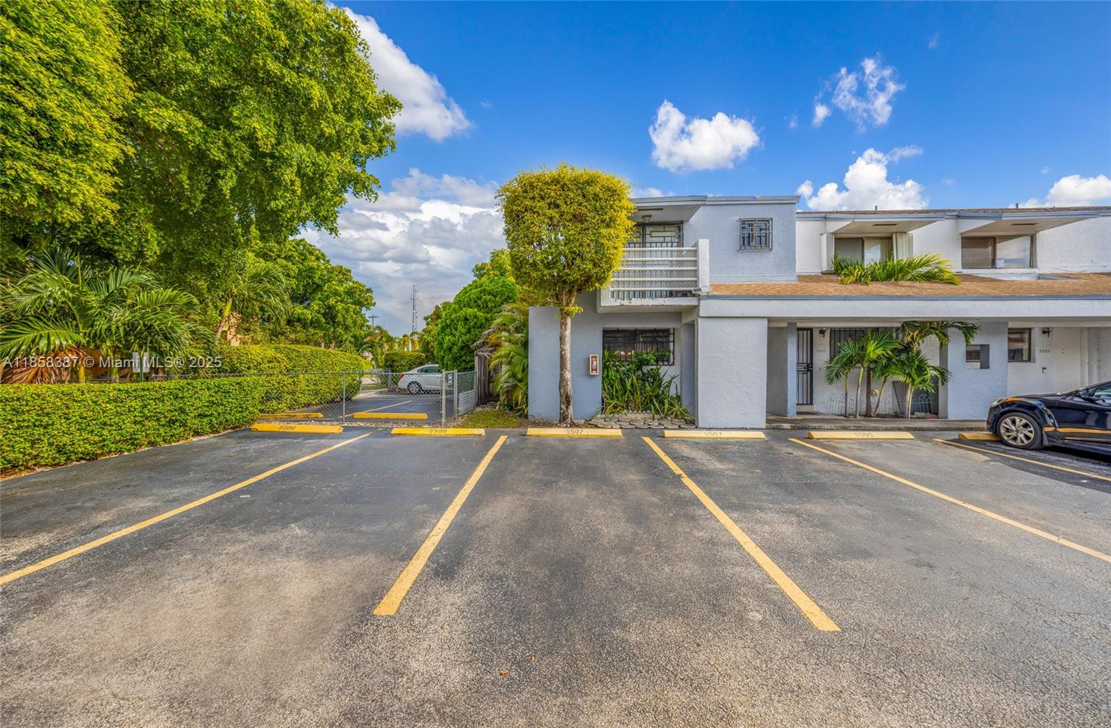Beautifully updated 3 bed + office, 2.5 bath corner townhome offering 1,234 sq/ft of comfortable living. This bright and spacious residence features laminate flooring throughout, a fully remodeled kitchen with quartz countertops and LED lighting, and a newly installed full-size washer and dryer. Enjoy a newer A/C system and a spacious private backyard shaded by a mature mango tree, ideal for outdoor gatherings or quiet relaxation. The property includes exclusive access to a privately gated parking area with an automatic gate and space for up to 4 vehicles. A rare rental opportunity that combines comfort, privacy, and convenience. Easy to show!