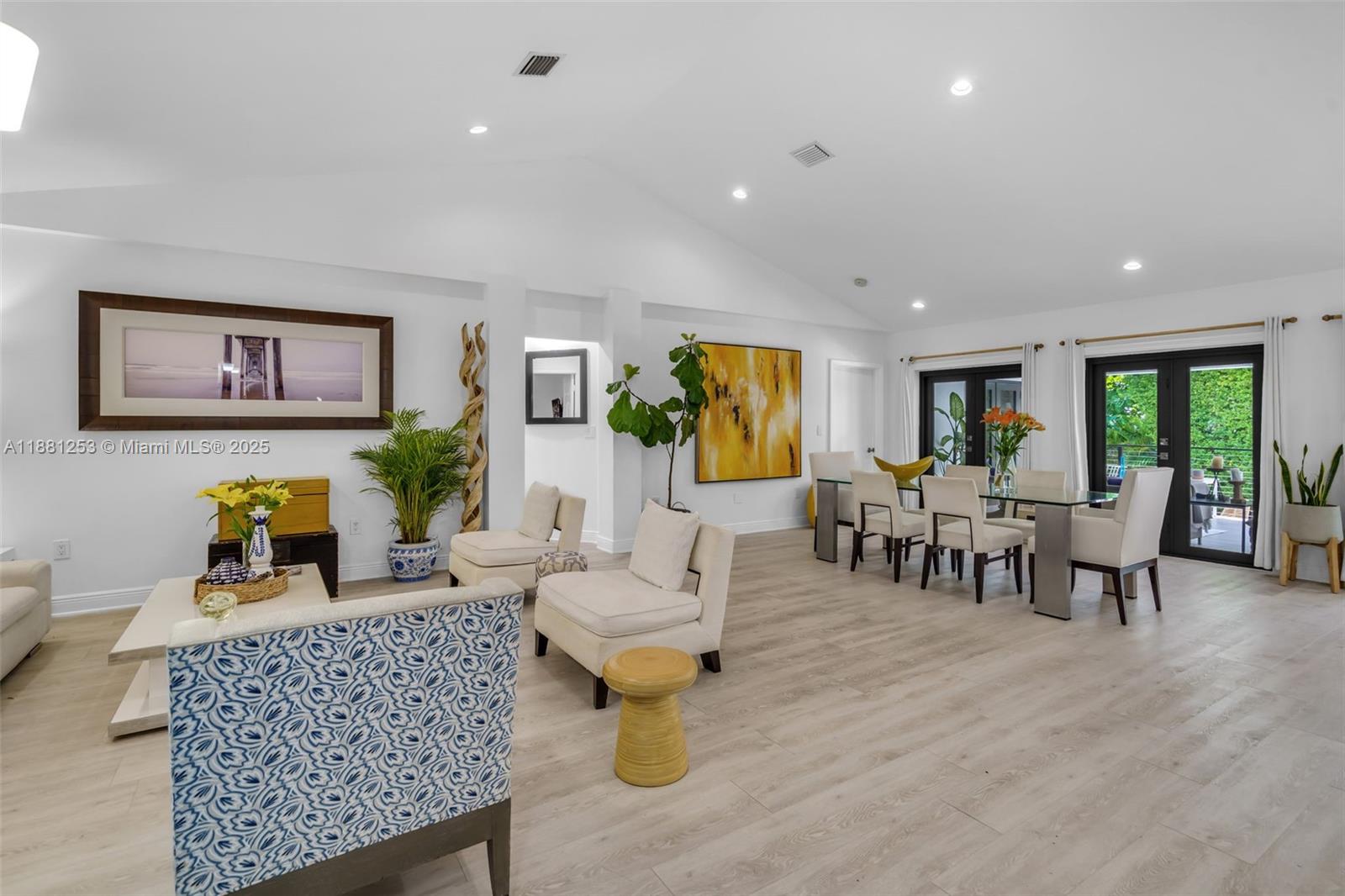 TROPICAL ISLE HOMES SUB 4 - Residential Lease