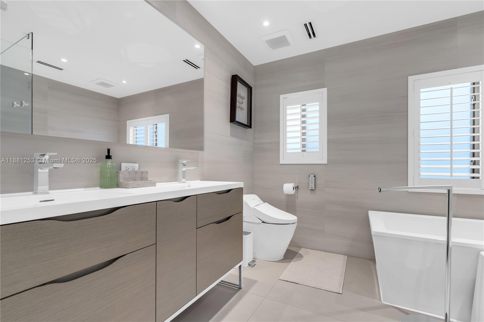 TROPICAL ISLE HOMES SUB 4 - Residential Lease
