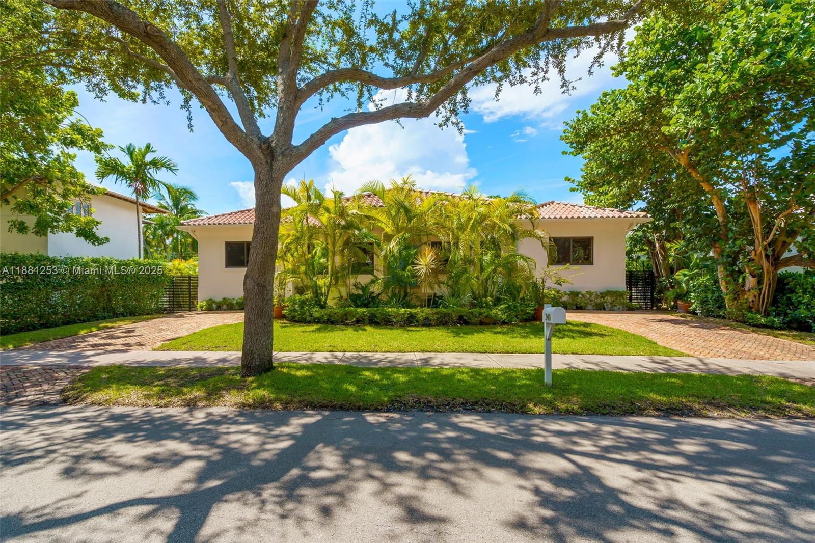 TROPICAL ISLE HOMES SUB 4 - Residential Lease